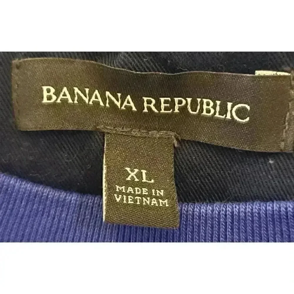Banana Republic Men's Blue & Gray Cotton Striped Crewneck Long Sleeve T-Shirt